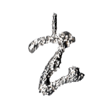 Laden Sie das Bild in den Galerie-Viewer, Coral Font Necklace