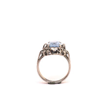 Laden Sie das Bild in den Galerie-Viewer, Ring mit Aquamarin