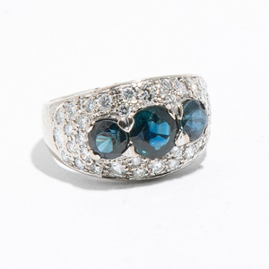 Ring 750/- Weißgold mit Brillanten und Saphir