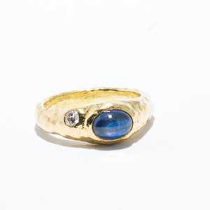 Saphirring mit 0,1ct Brillant